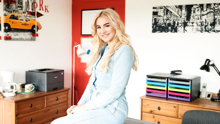 Sandra Czok als Anna Sommer in "Krass Schule – Die jungen Lehrer"
