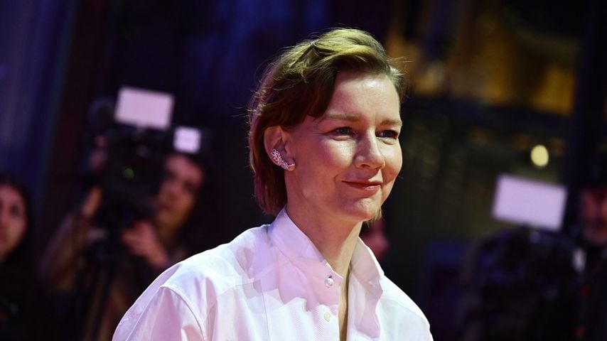 Sandra Hüller auf dem roten Teppich zur Abschlusszeremonie der 76. Berlinale in Berlin