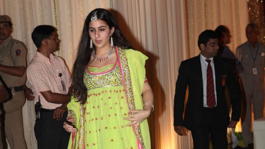 Sara Ali Khan, Oktober 2012