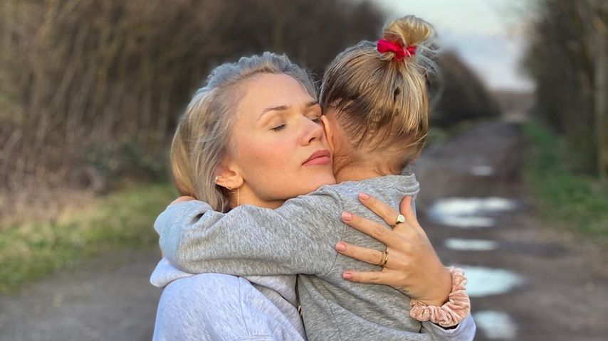 Sara Kulka und ihre Tochter im März 2020