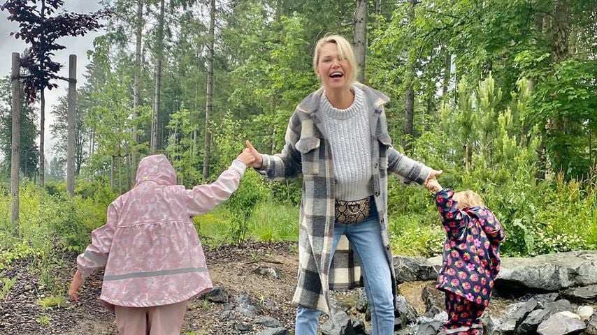 Sara Kulka mit ihren Töchtern