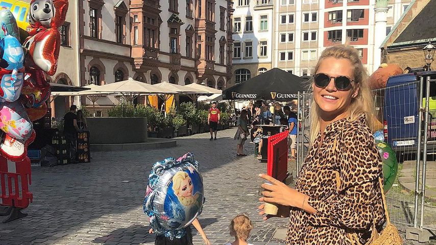Influencerin Sara Kulka und ihre Töchter