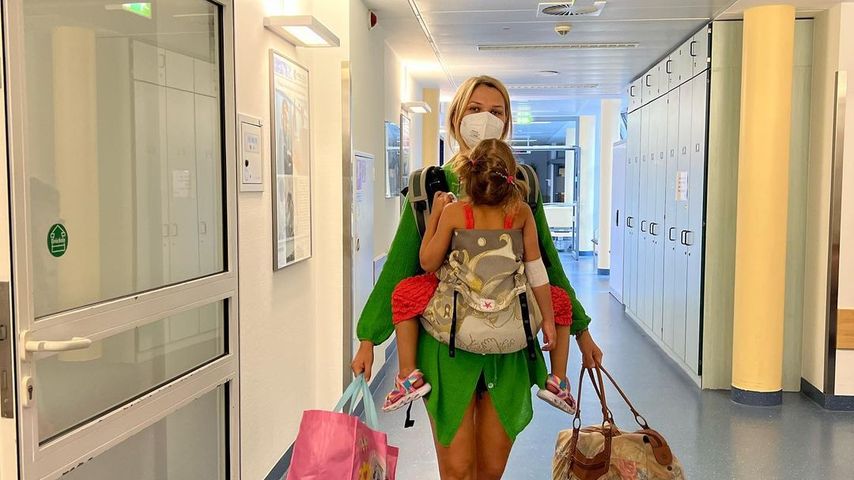 Sara Kulka am Boden: Ihre Tochter musste ins Krankenhaus
