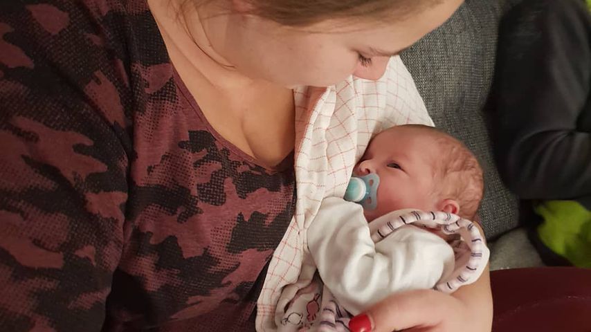 Stolze Tante: Sarafina Wollny hält Calanthas Tochter im Arm!