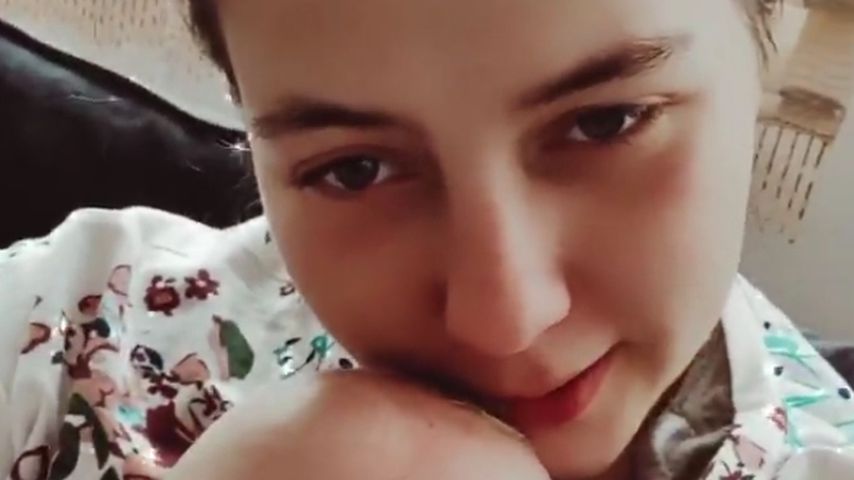 Sarafina Wollny mit ihrem Sohn Emory im Dezember 2021
