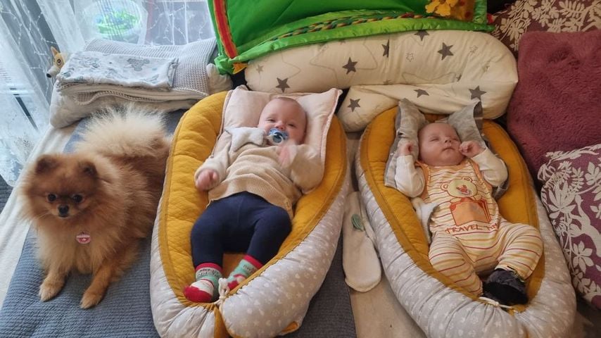 Sarafina Wollnys Zwillinge Emory und Casey im November 2021