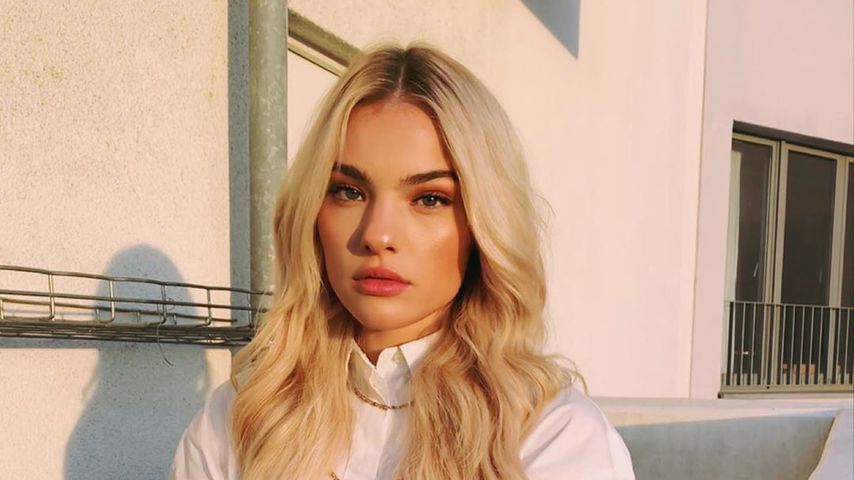 Sarah Almoril, Model