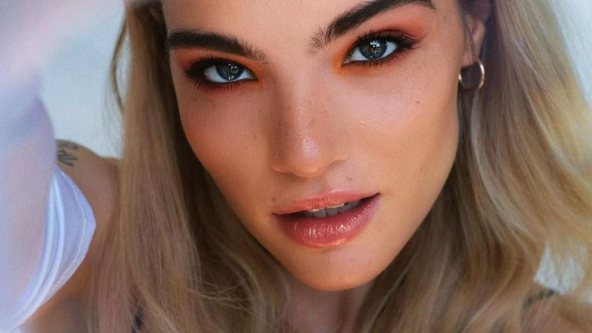 Sarah Almoril, Model
