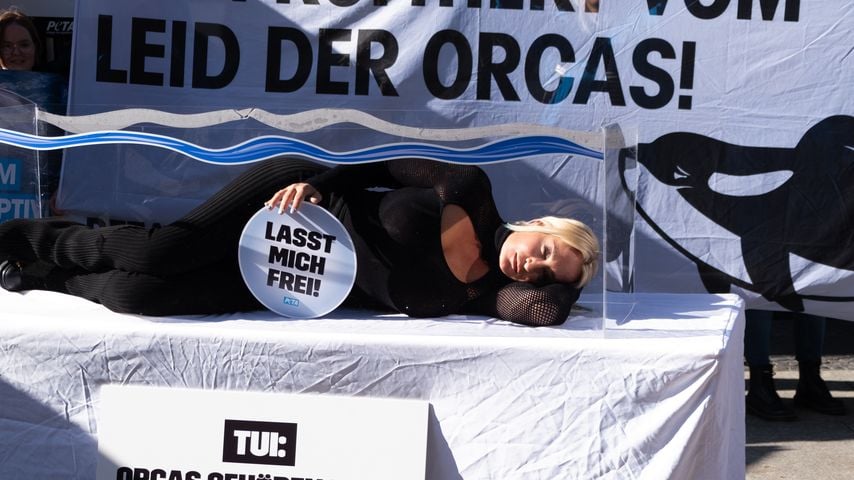 Sarah Connor bei einer Peta-Protestaktion im Oktober 2024