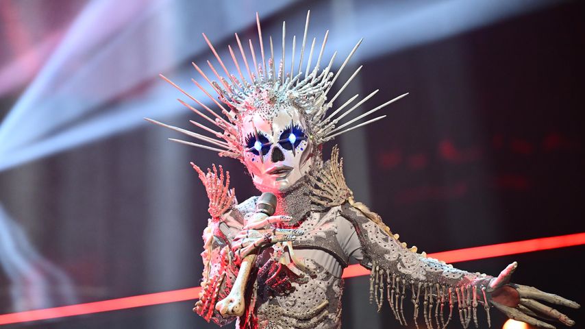 Sarah Engels als Skelett bei "The Masked Singer"
