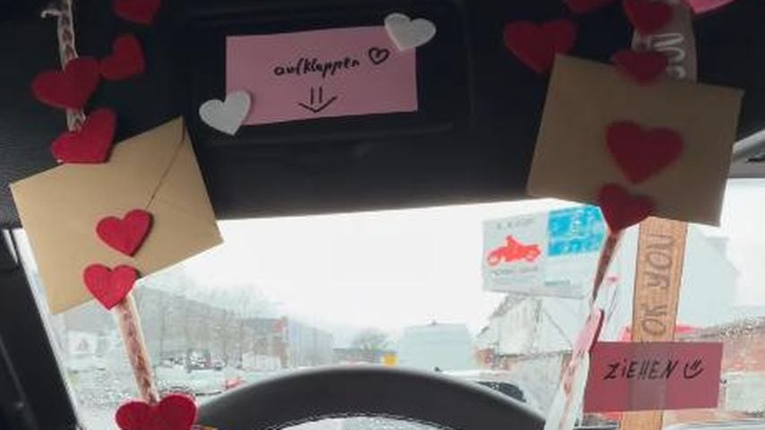 Julian Engels' Valentinstags-Geschenk für seine Frau Sarah