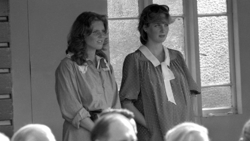 Sarah Ferguson und Prinzessin Diana bei einem Polospiel, Juni 1982