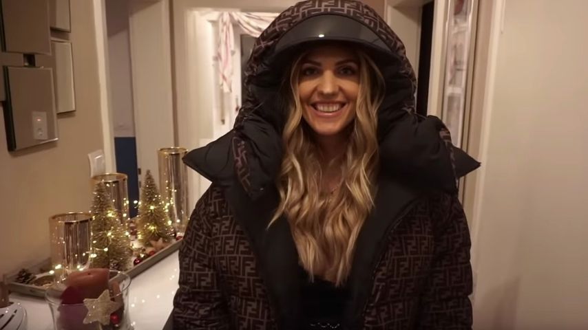 Sarah sprachlos: Domi schenkt ihr 2.300-Euro-Designerjacke!