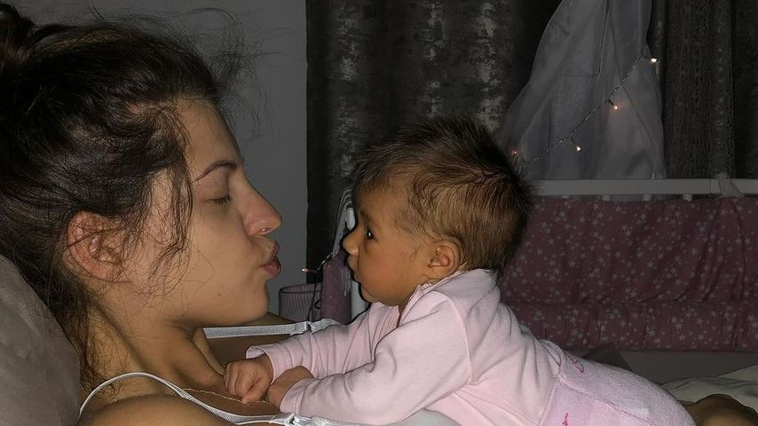 Sarah Harrison, Influencerin, zusammen mit ihrer Tochter Mia
