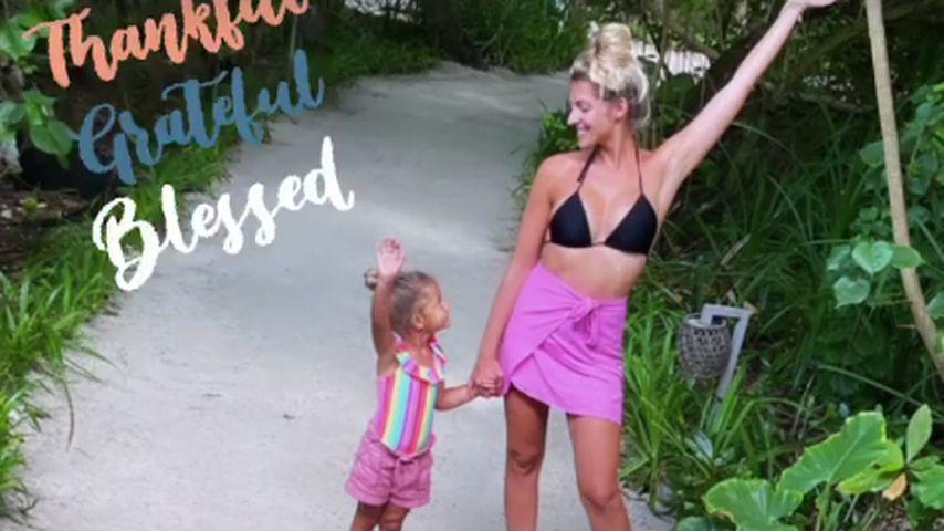 Sarah Harrison mit Töchterchen Mia Rose