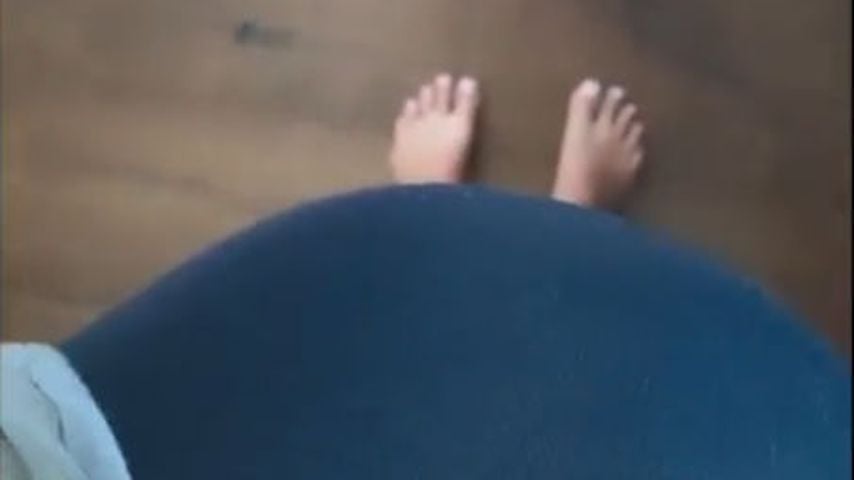 Sarah Harrisons Babybauch