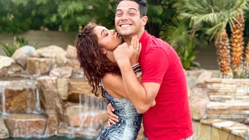 Sarah Hyland und ihr Verlobter feiern dreijähriges Jubiläum