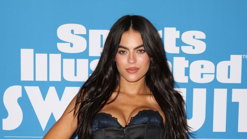 Sarah Jane Nader bei der Sports Illustrated Swimsuit Runway Show während der Swim Week im W South Beach, Miami Beach