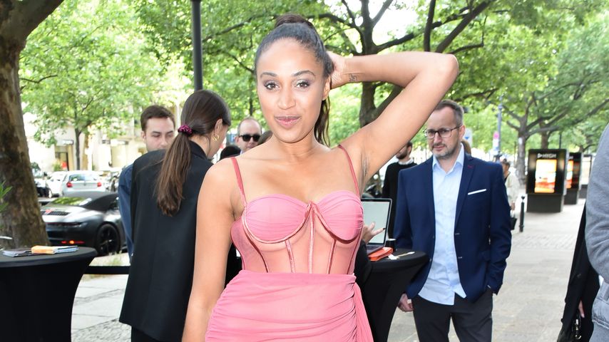 Sarah Joelle Jahnel bei der Eröffnung der Bellucci Bar in Berlin im Juni 2022