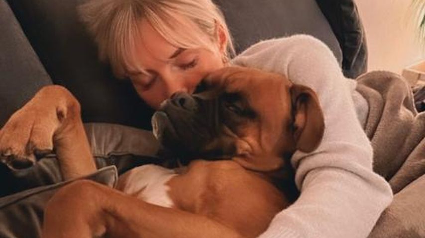Sarah Liebich mit ihrem Hund Murphy