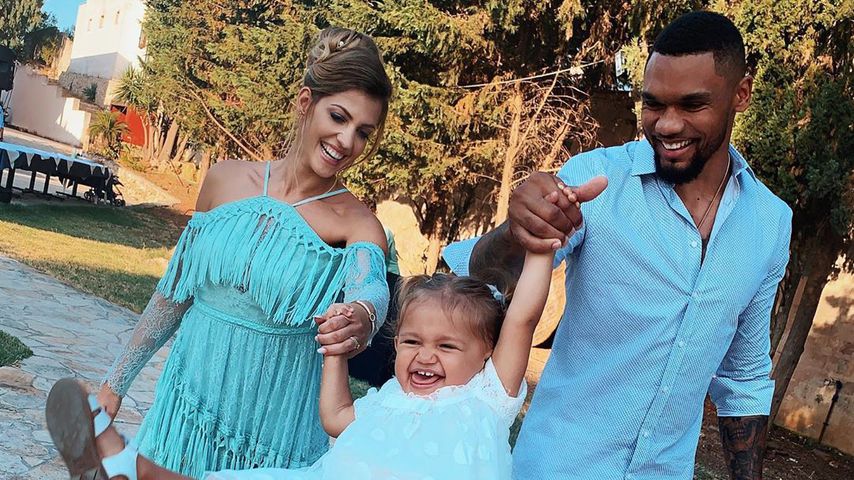 Sarah, Mia Rose und Dominic Harrison, Juli 2019