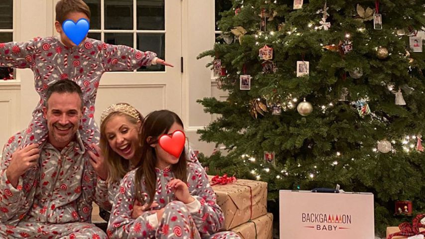 Sarah Michelle Gellar und Ehemann Freddie Prinze Junior an Weihnachten 2019
