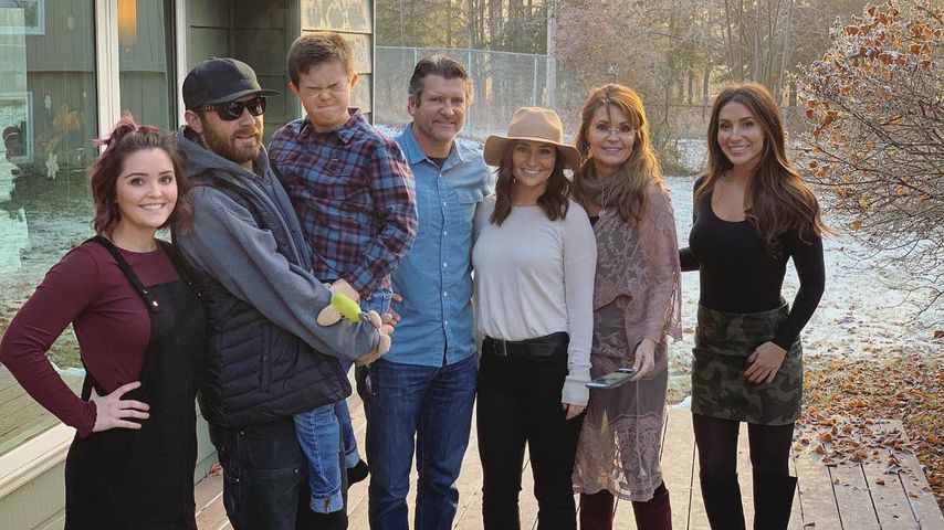 Sarah und Todd Palin mit ihren fünf Kindern Piper, Track, Trig, Willow und Bristol im November 2018