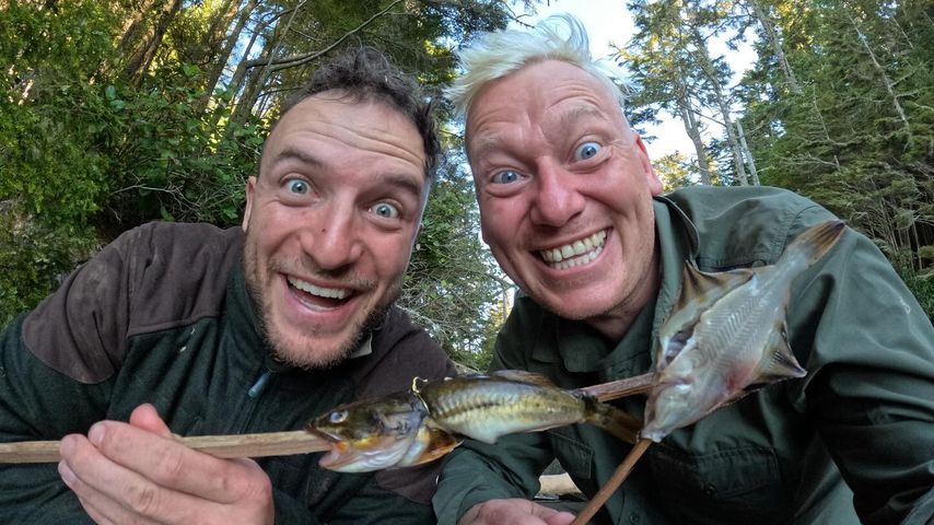 Sascha Huber und Knossi bei "7 vs. Wild"