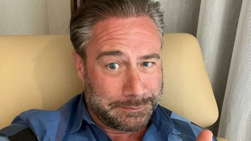 Kein Grau mehr: Sänger Sasha überrascht mit neuer Haarfarbe