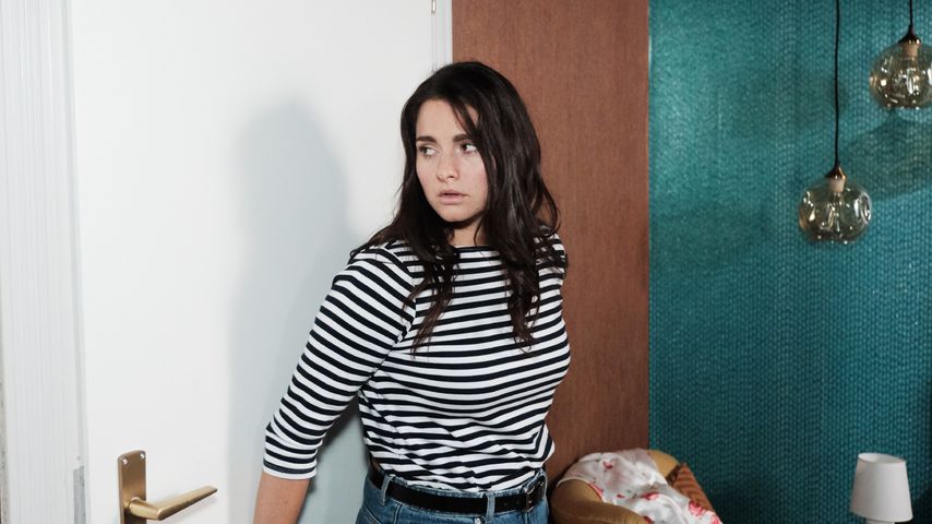 Saskia (Antonia Michalsky) bei "Unter uns"
