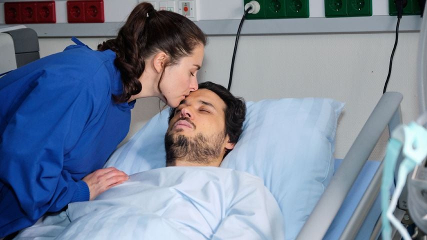 Saskia (Antonia Michalsky) und Jakob (Alexander Milo) bei "Unter uns"