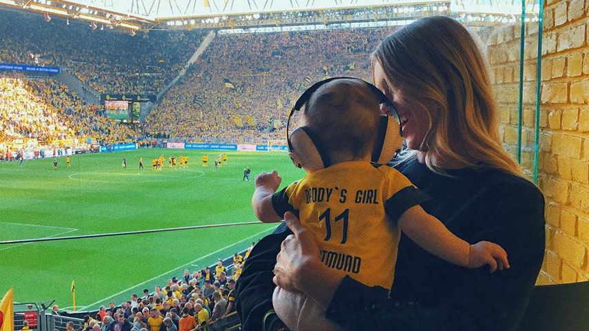 Süßes Mama-Tochter-Pic: Marco Reus' Mädels feuern ihn an!