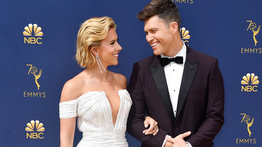 Scarlett Johansson und Colin Jost bei den Emmy Awards in Los Angeles