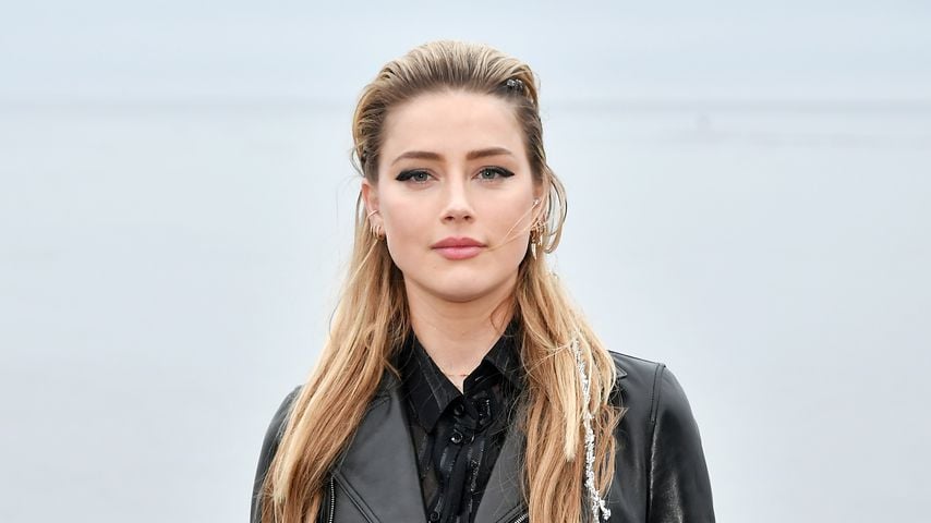 Amber Heard spricht über tränenreiches Outing vor Eltern