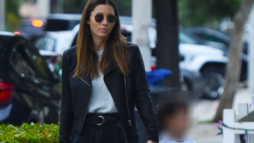 Schauspielerin Jessica Biel und ihr Sohn Silas