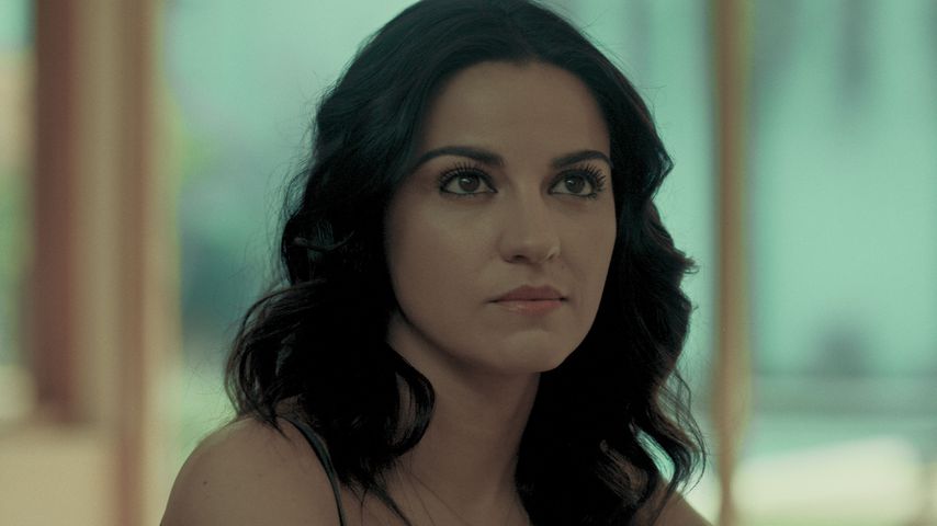Schauspielerin Maite Perroni in der Netflix-Serie "Dunkle Leidenschaft"