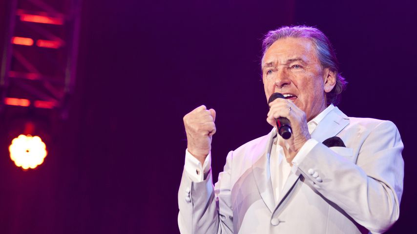 In Prag: Tausende Fans nehmen Abschied von Karel Gott