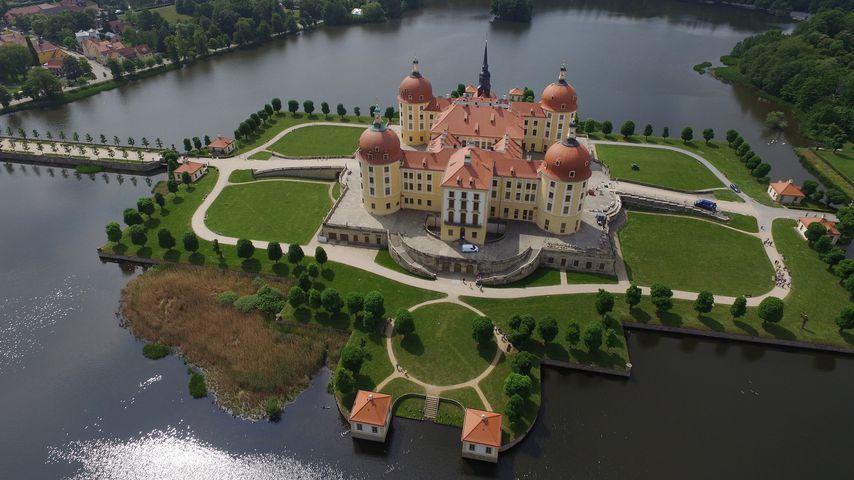 Schloss Moritzburg, Drehort für "Drei Haselnüsse für Aschenbrödel"