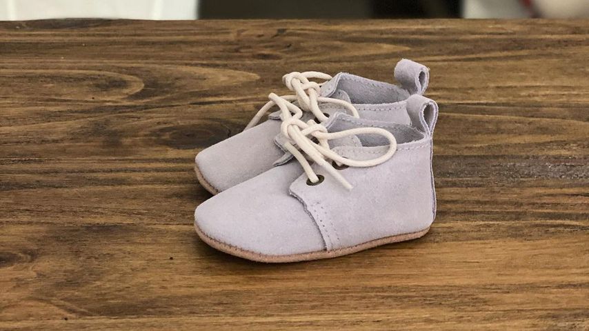 Schuhe von Gülcan Kamps' Baby