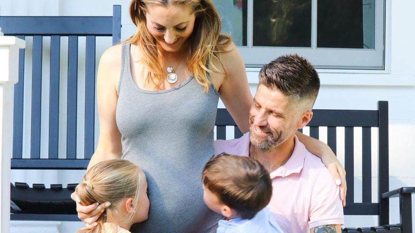 Schwangere Eva Amurri Martino mit ihrem Mann Kyle und den Kindern Marlowe und Major, September 2018