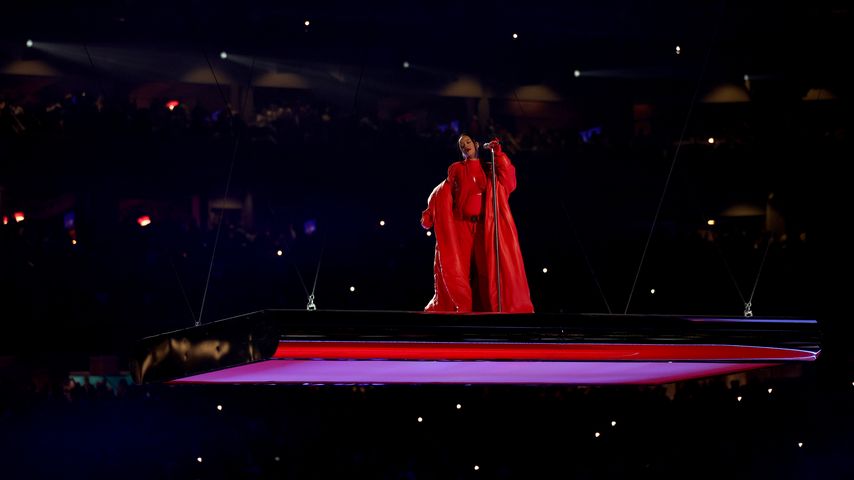 Rihanna bei ihrem Auftritt während der Super Bowl Halftime Show, Februar 2023