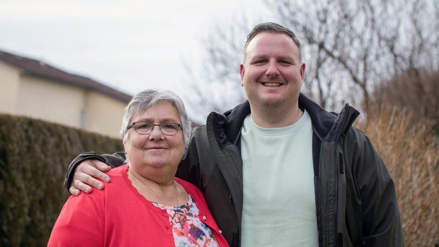 "Schwiegertochter gesucht"-Kandidat Gerhard mit seiner Mutter Karin
