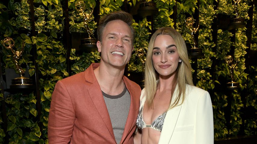 Scott Porter und Brianne Howey beim Special Screening von "Ginny & Georgia" S3 in Hollywood