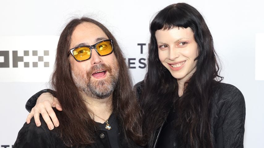 Sean Ono Lennon und Charlotte Kemp Muhl bei der Premiere von "threeASFOUR: Full Circle" beim Tribeca Festival in New York