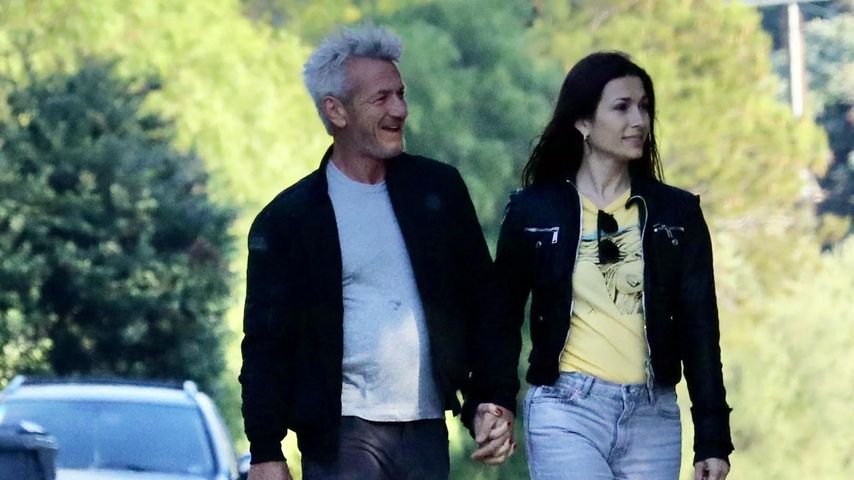 Sean Penn und Olga Korotyayeva im Oktober 2023 in Malibu