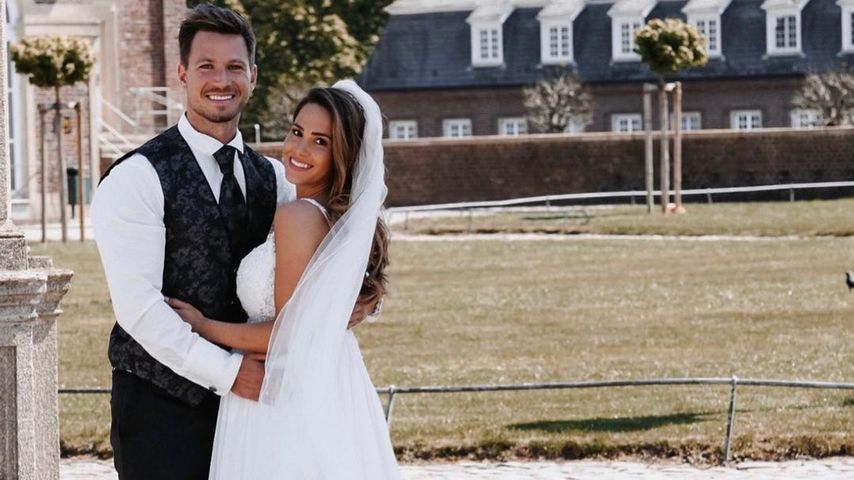 Sebastian Pannek und Angelina Pannek bei ihrer Hochzeit