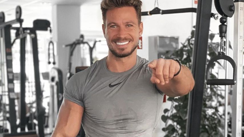 Witzig! Basti Pannek erwischt einen Verkäufer beim "Stalken"