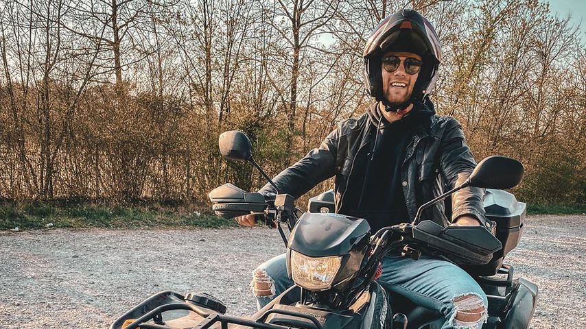 Ex-Bachelor Sebastian Preuss bei einer Quad-Tour