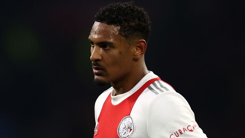 Sébastien Haller, Fußballstar