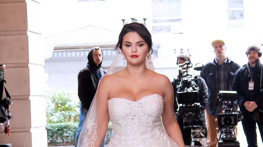 Spontan-Hochzeit? Selena Gomez ist im Brautkleid unterwegs